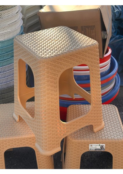 Rattan Krem Büyük Plastik Tabure 1 Adet fiyatları