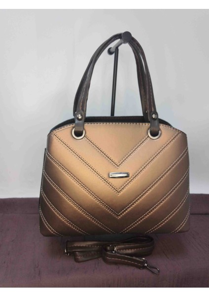 Kadın Kutu Model El ve Omuz Çantası fiyatları