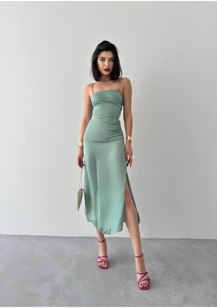 Oxpo Yırtmaç Detaylı Elbise