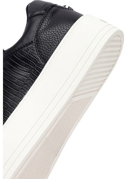 Kadın Siyah Bağcıklı Kalın Tabanlı Sneaker 25AFD430918