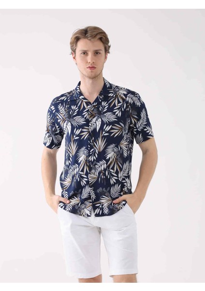 Lacivert Erkek Regular Fit Apaç Yaka Kısa Kol Gömlek