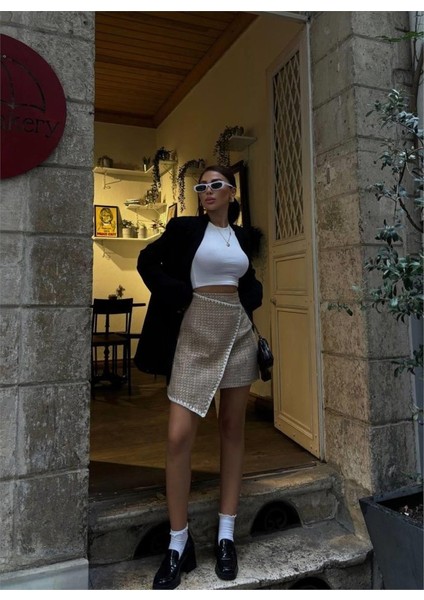 Şanelkapaklı Çoban Dikiş Detaylı Kısa Etek - Bej fiyatları