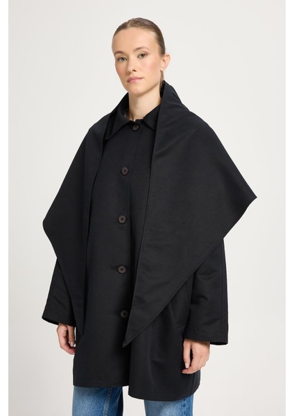 Kadın Siyah Oversize Seyyar Yakalı Astarlı Tasarım Trençkot 30009 fiyatları