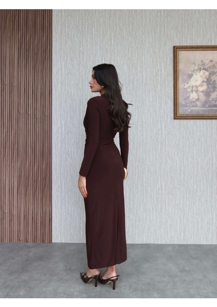 Uzun Kol Drapeli Yırtmaçlı Elbise indirimleri