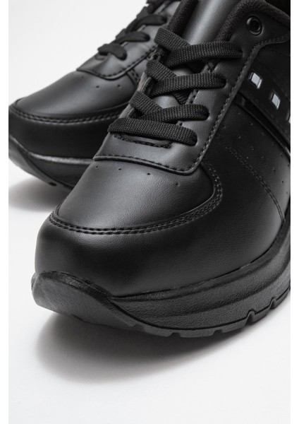 Kadın Spor Ayakkabı; Siyah Mat modelleri