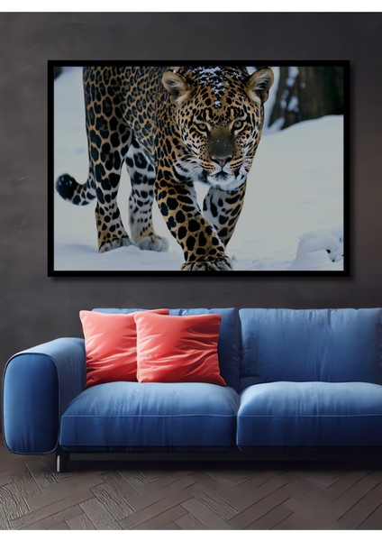 Çerçeve Görünümlü Kar Leoparı Kış Manzarası Yağlı Boya Görünümlü Dekoratif Ahşap Ofis Kare Tablo