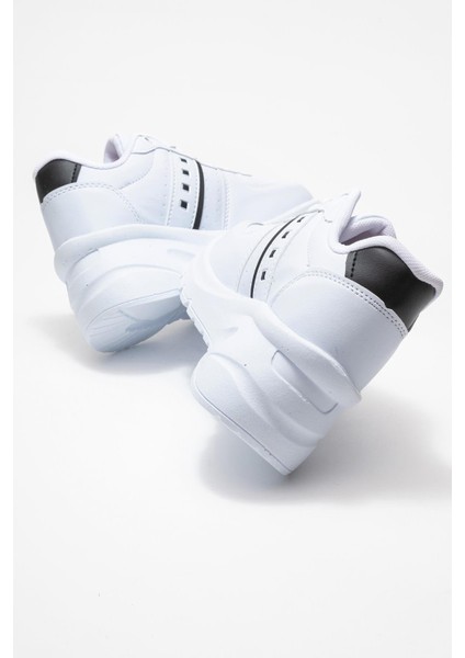 Kadın Spor Ayakkabı; Beyaz Siyah fırsatları