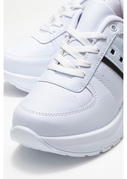 Kadın Spor Ayakkabı; Beyaz Siyah modelleri