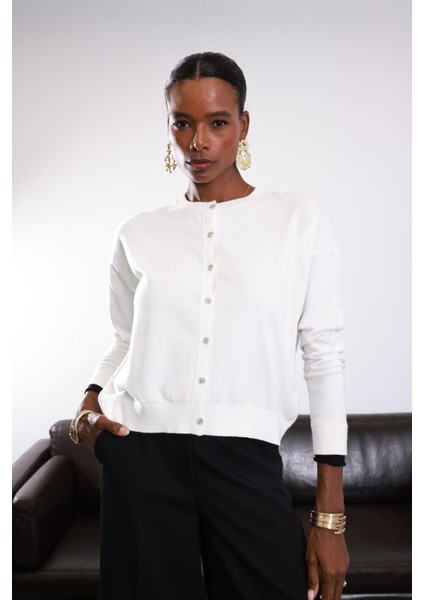 Ekru Kol Biyeli Basic Hırka 241040