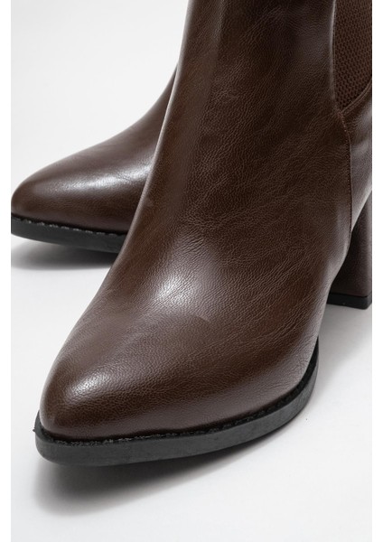 Kadın Sade Lastikli Sivri Burunlu Topuklu Bot Kahve Cilt modelleri