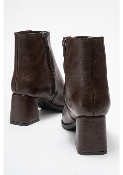 Kadın Sade Lastikli Sivri Burunlu Topuklu Bot Kahve Cilt fırsatları