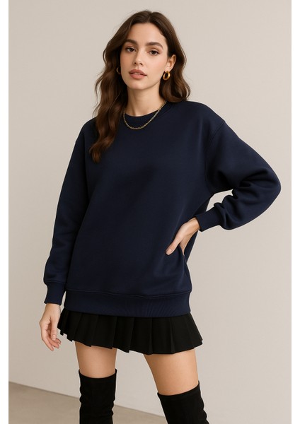 Kadın Lacivert Bisiklet Yaka Oversize Sweatshirt