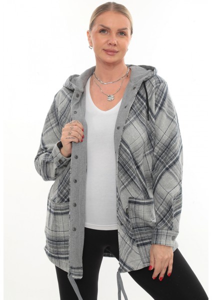 Büyük Beden Rahat Kalıp Kapüşonlu Oduncu Kadın Gömlek Hırka