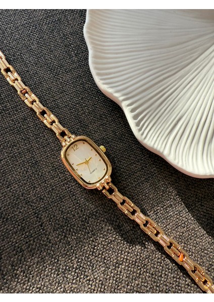 Retro Minimal Zincir Kordon Vintage Kadın Kol Saati