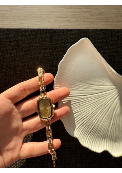 Retro Minimal Zincir Kordon Vintage Kadın Kol Saati fırsatları