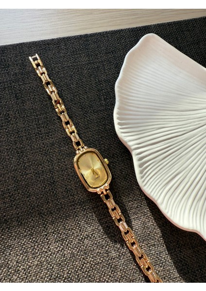 Retro Minimal Zincir Kordon Vintage Kadın Kol Saati