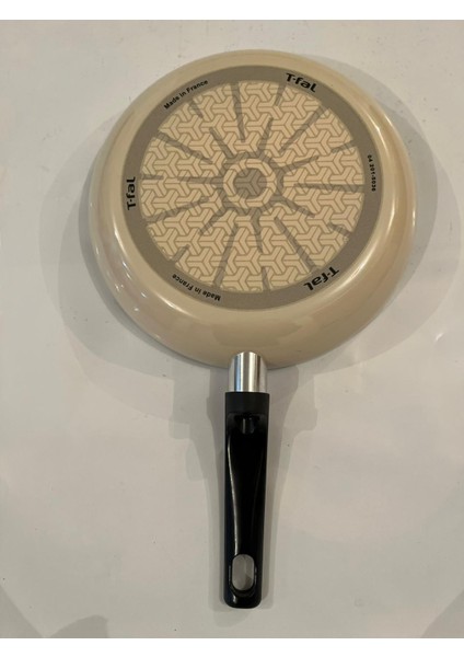 Titanyum Difüzyon Tabanlı 26 cm Tava