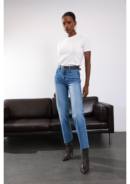 Mavi Straight Fit Yıkamalı Jean 103