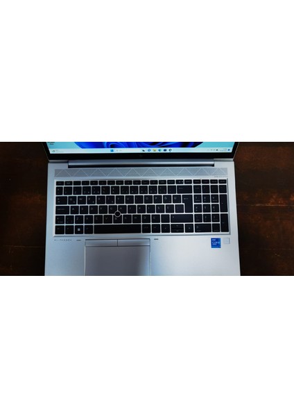 Elitebook 850 G8 15.6" I5-1145G7 16 Ram 512 SSD Lte Notebook - Kusurlu indirimleri