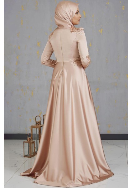 Karaca Önü Drapeli Aplikli Tesettür Abiye Gold modelleri