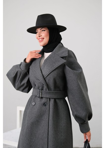 Balon Kol Kemer Detaylı Astarlı Kadın Kaşe Kaban