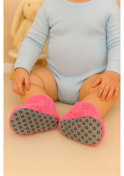 Bebek & Çocuk Kaydırmaz Tabanlı Ev Botu / Panduf / Kışlık Peluş Bot / Tavşan Desenli modelleri