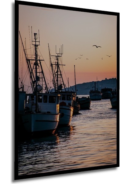 Çerçeve Görünümlü Gün Batımı Balıkçı Tekneleri Yağlı Boya Görünümlü Dekoratif Ahşap Ofis Kare Tablo modelleri