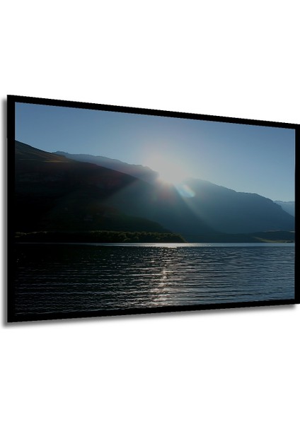 Çerçeve Görünümlü Güneşin Altın Işığında Dağlar ve Göl Manzarası Dekoratif Ahşap Ofis Kare Tablo modelleri