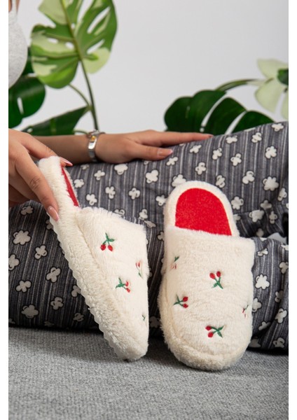 Unisex Kadın Kiraz Desen Pofuduk Çeyiz Bohça Ev Terliği Ses Yapmaz Kaymaz Taban Ev Terlik fırsatları