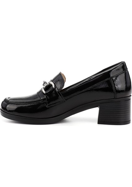 Kadın Siyah - Rugan Kısa Kalın Topuklu Hakiki Deri Ayakkabı modelleri