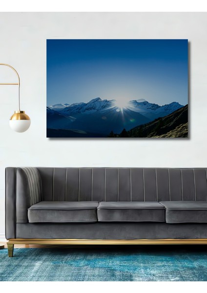 Güneşin Altında Yükselen Karlı Dağlar Yağlı Boya Görünümlü Dekoratif Ahşap Ev/işyeri/ofis Tablo
