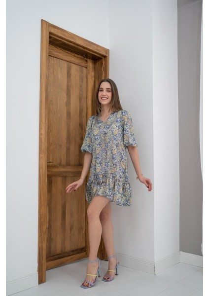 Yeşil Desenli Saten Elbise