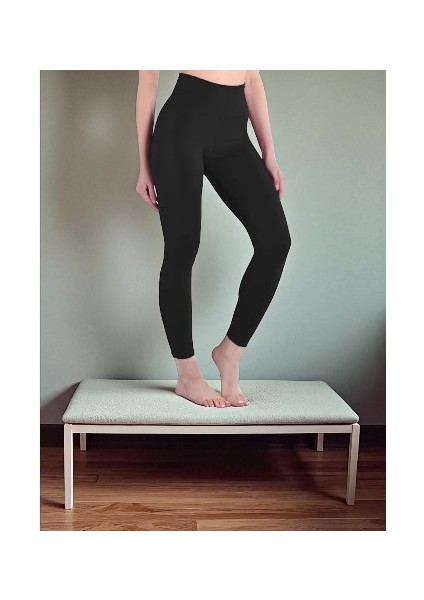 Kadın Toparlayıcı Siyah Spor Tayt – Esnek & Fit