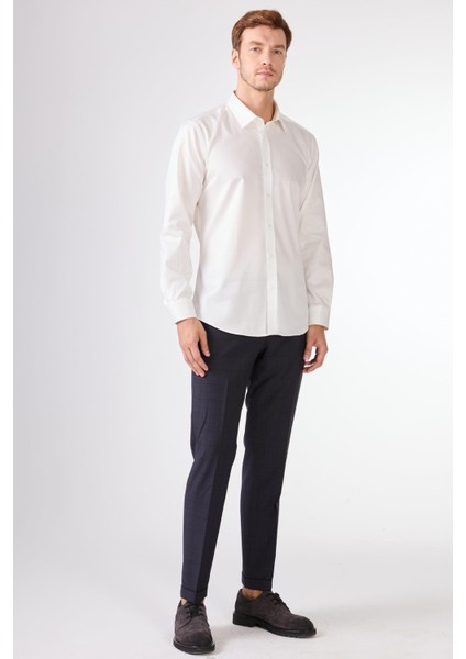 Kırık Beyaz Düz Slim Fit Uzun Kol Erkek Gömlek fırsatları