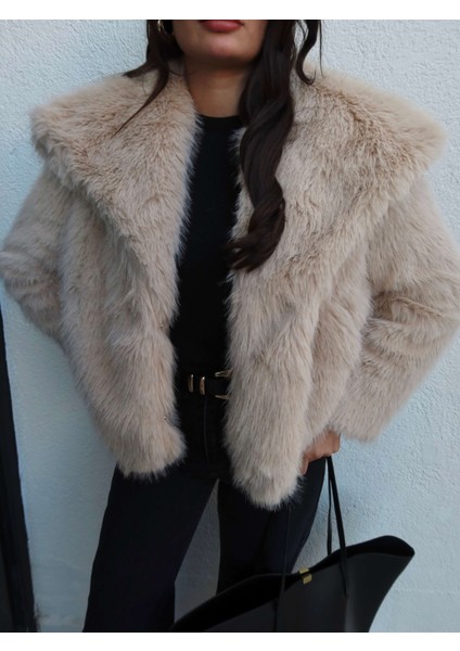 Şal Yaka Çıtçıtlı Suni Kürk modelleri