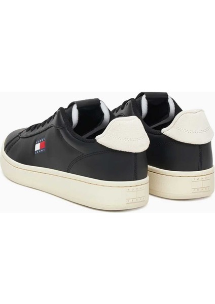 Arşiv 98 Kadın Sneaker modelleri