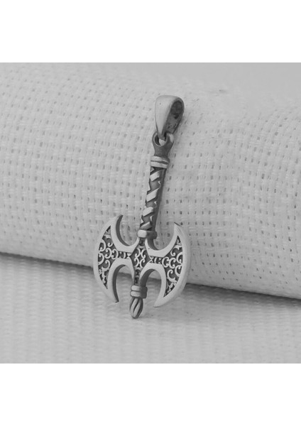 Çift Taraflı Balta Tasarımlı 925 Ayar Gümüş Erkek Kolye Ucu