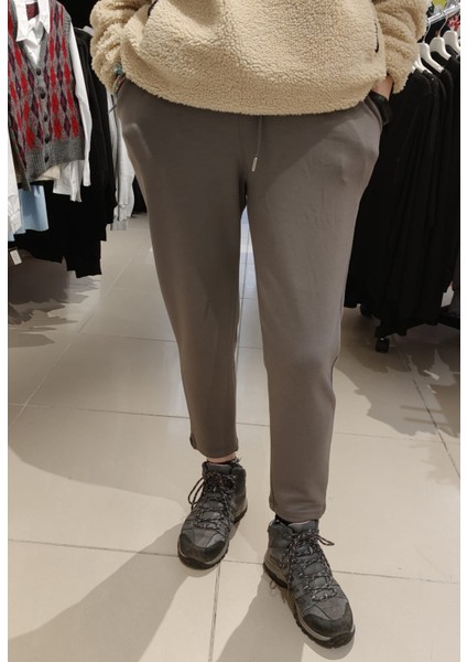 Kadın Yırtmaç Detaylı Dar Paça Modal Kumaş Eşofman Altı