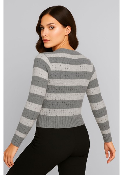 Kadın Önü Düğmeli ve Çift Renkli Triko Hırka fiyatları