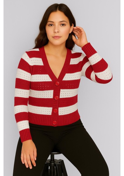 Kadın Önü Düğmeli ve Çift Renkli Triko Hırka fırsatları