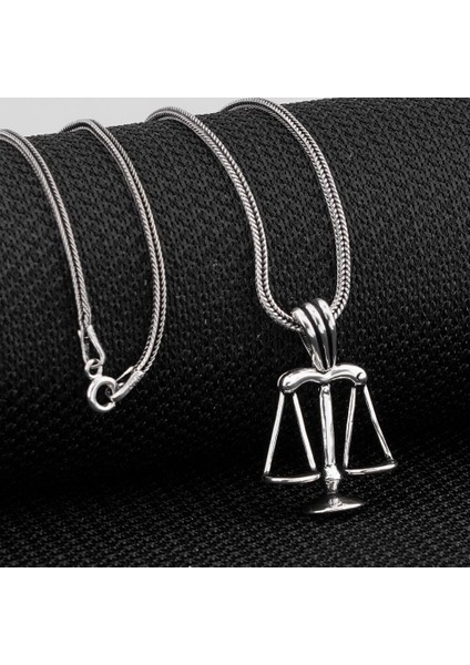 Adalet Terazisi 925 Ayar Gümüş Erkek Kolye Ucu