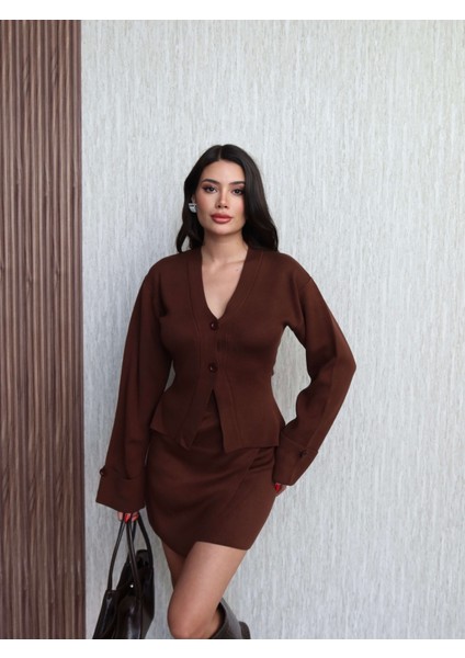 Uzun Kol Etekli Triko Takım fırsatları