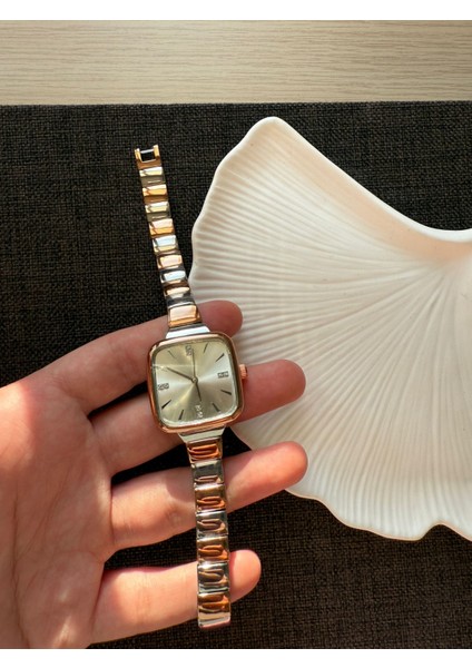 Retro Minimal Metal Kordon Vintage Kadın Kol Saati modelleri