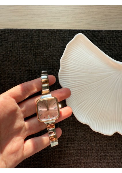 Retro Minimal Metal Kordon Vintage Kadın Kol Saati modelleri