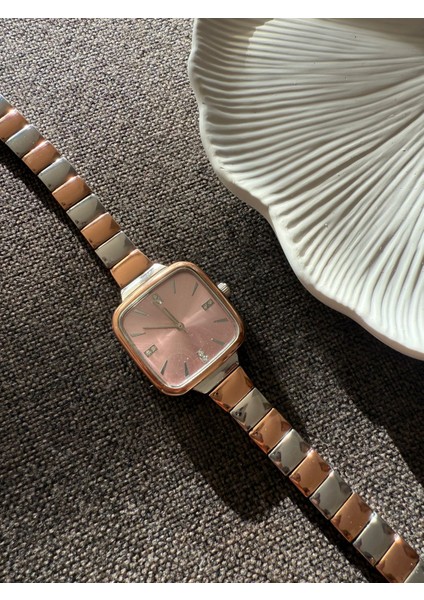 Retro Minimal Metal Kordon Vintage Kadın Kol Saati indirimleri