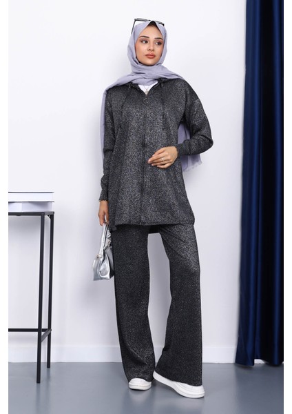 Gümüş Kapşonlu Simli Triko Takım fiyatları