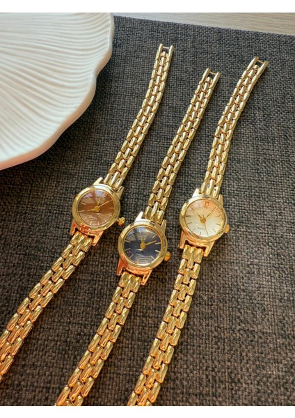 Retro Minimal Boncuk Kordon Vintage Kadın Kol Saati Minik Yuvarlak Lacivert fırsatları