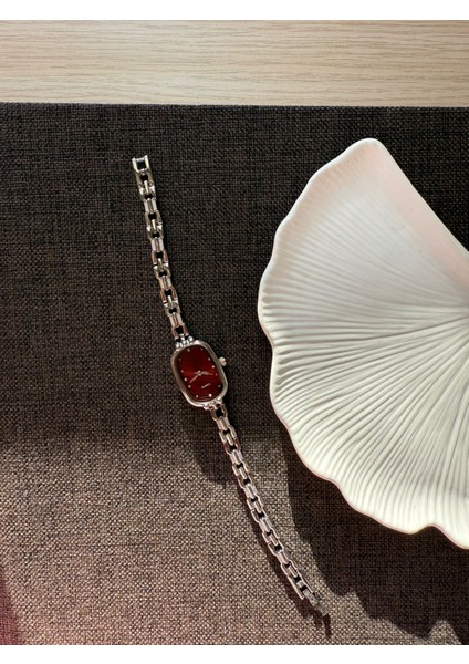 Retro Minimal Zincir Kordon Vintage Kadın Kol Saati