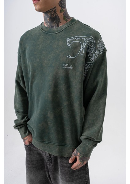 Erkek Snake Nakışlı Yıkamalı Bisiklet Yaka Oversize Sweatshirt Yeşil indirimleri