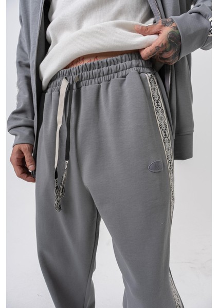 Erkek Damask Şerit Detaylı Kışlık Doubleface Baggy Eşofman Altı Füme indirimleri